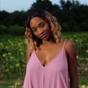 Meet your Posher, Shakiya